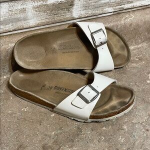 Birkenstock Size 38 White Slide Sandals with Buckles